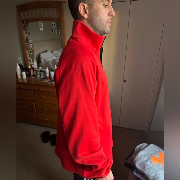 Red puma light jacket / zip up - Picture 9 of 13